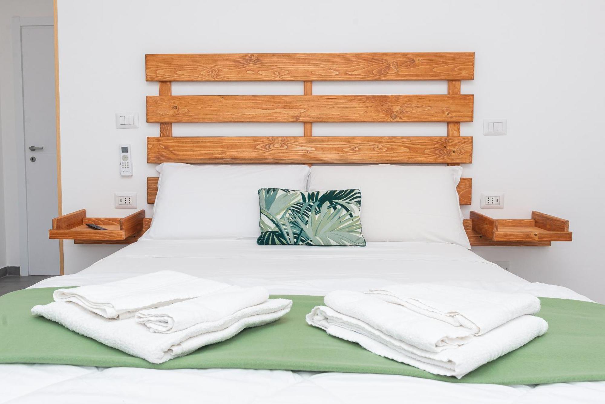 Guest House - Affittacamere Green Apartment - By Faendho Porto Torres Exterior photo