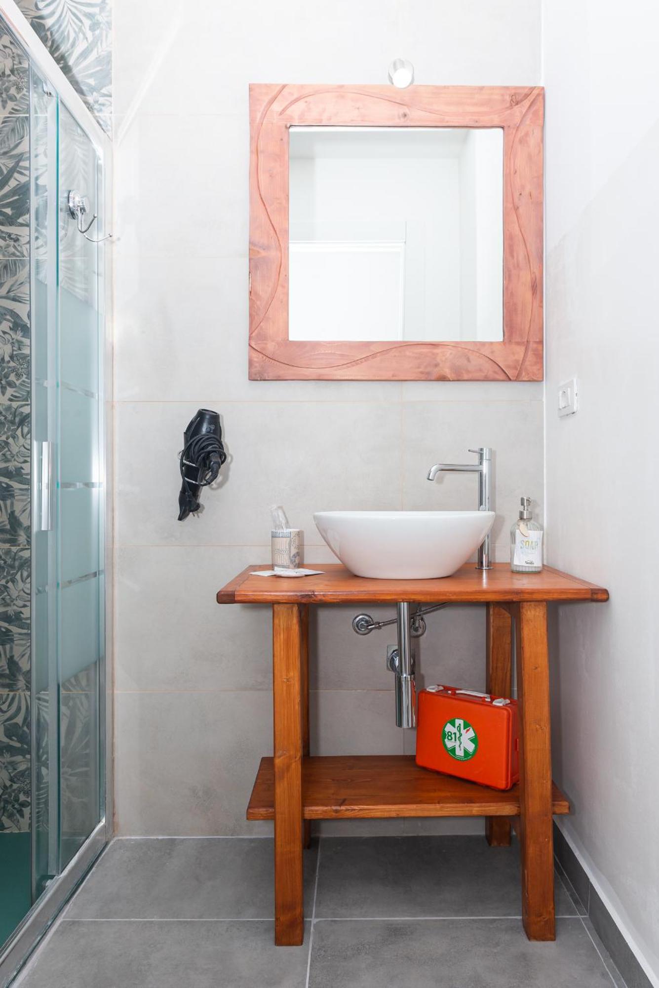 Guest House - Affittacamere Green Apartment - By Faendho Porto Torres Exterior photo